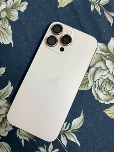 Apple iPhone 16 Pro Max
