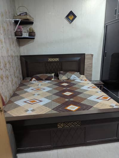 bed with mattress included