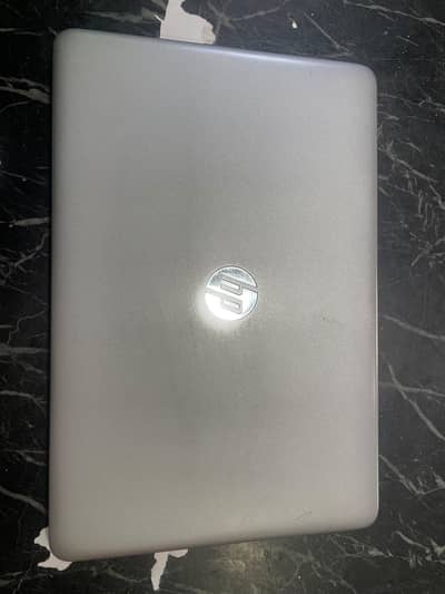 HP elitebook corei7 generation 6 (8/256)