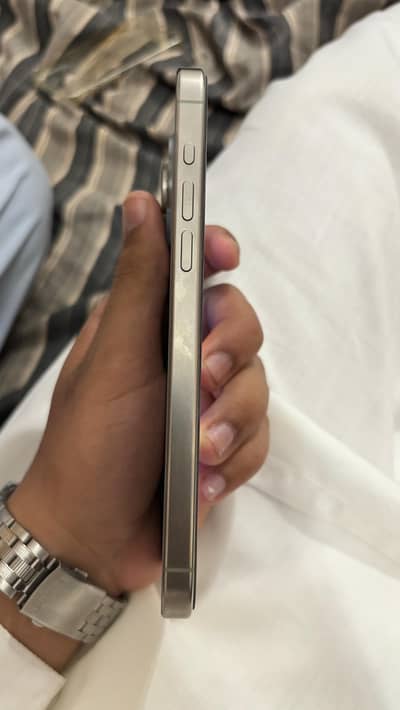 Apple iPhone 15 Pro Max jv