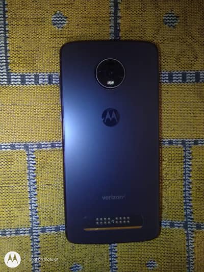 Motorola Moto Z4