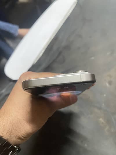 Apple iPhone 15 Pro