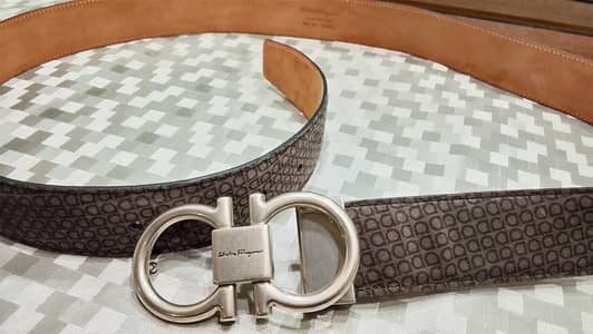 Salvatore Ferragamo Original brown suede full sized belt