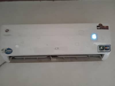 pel AC in Very good working condition