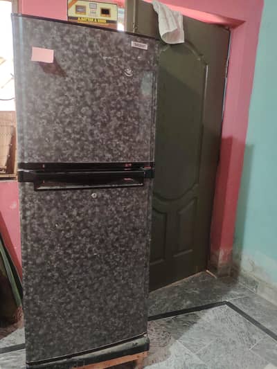 Orient fridge leckeg ka ishutha or compressor ka