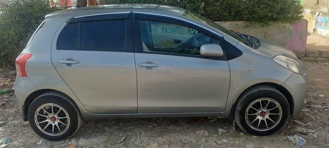 Toyota Vitz 2006