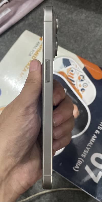 Apple iPhone 15 Pro Max( with box)