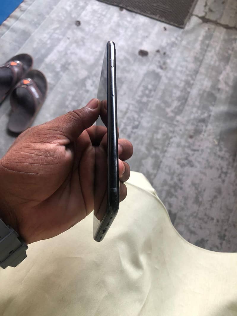 Apple iPhone 7 Plus 4