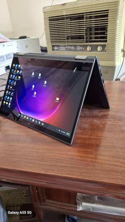 Lenovo X390 8GB 256GB ssd