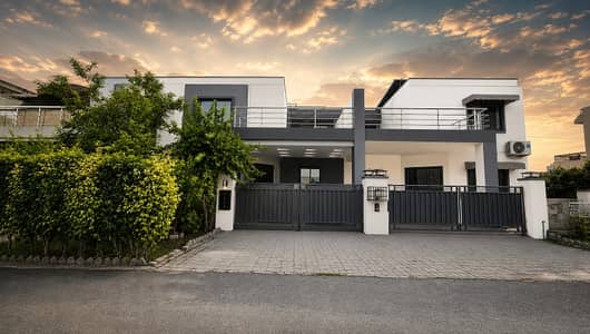 Khayaban-e-Amin - Block N House For sale Sized 5 Marla