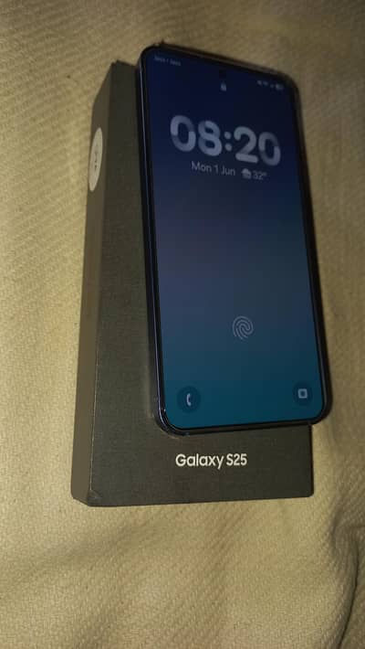 Samsung Mobile S25