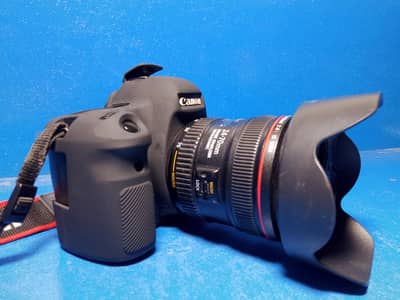canon 6d  24-70 lense