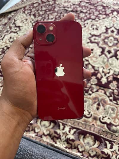 Apple iPhone 13