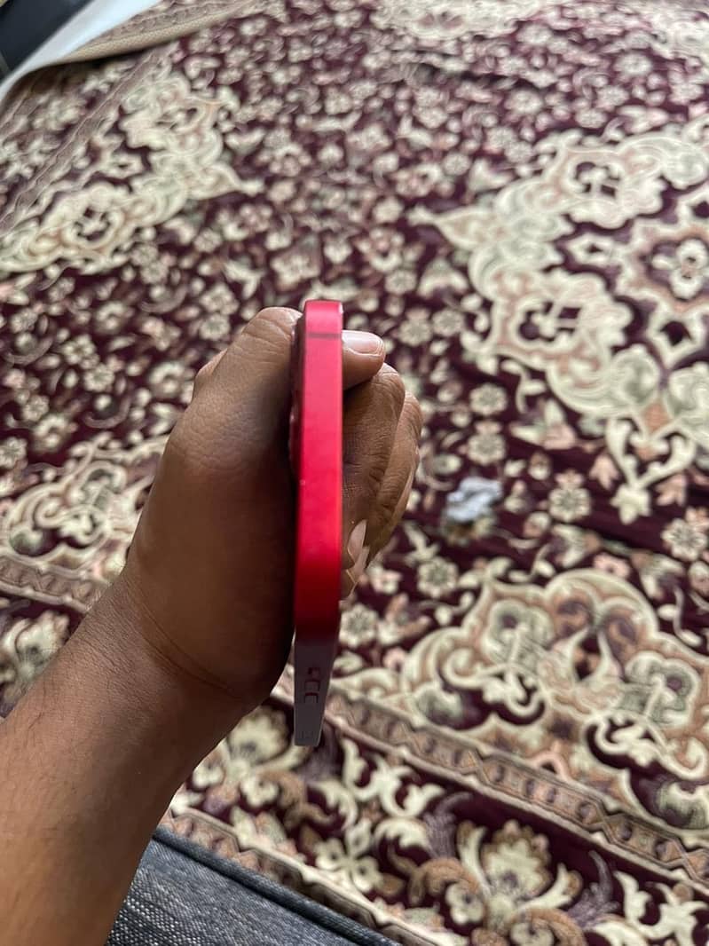 Apple iPhone 13 3