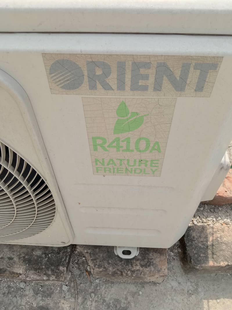 Orient Delta Split AC 1