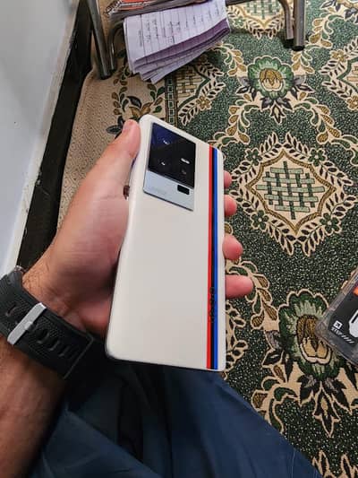 Vivo iQOO 11