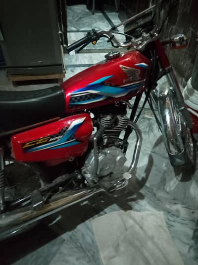 Honda 125 urgent for sale good condition