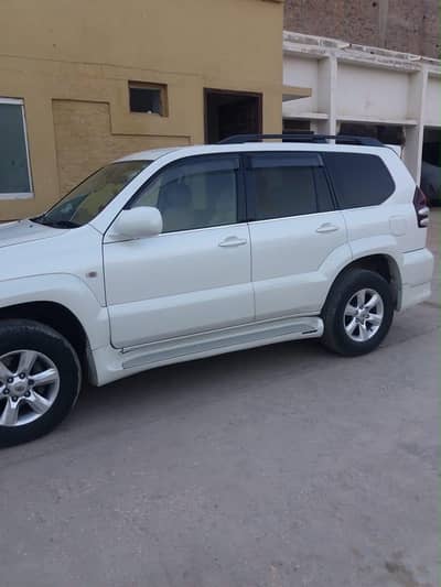 This car limited addition,Calour is purl white
