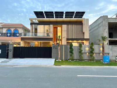 1 Kanal Ultra Modern fully Furnished House Available For Sale At Prime Location 80ft Road Facing