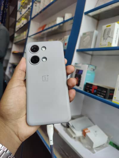 one plus ace 2v 12 gb ram 256 gb memory