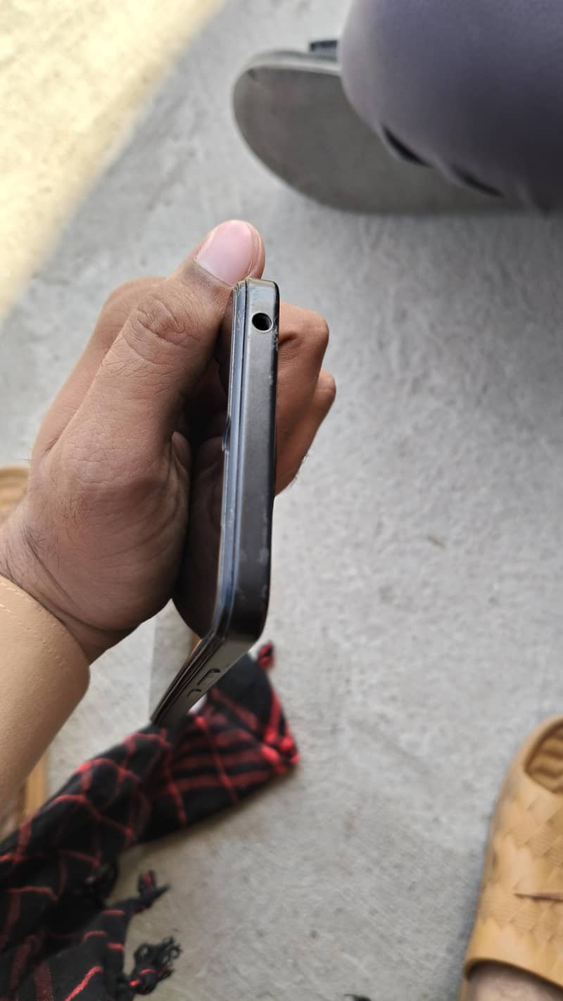POCO C75 4