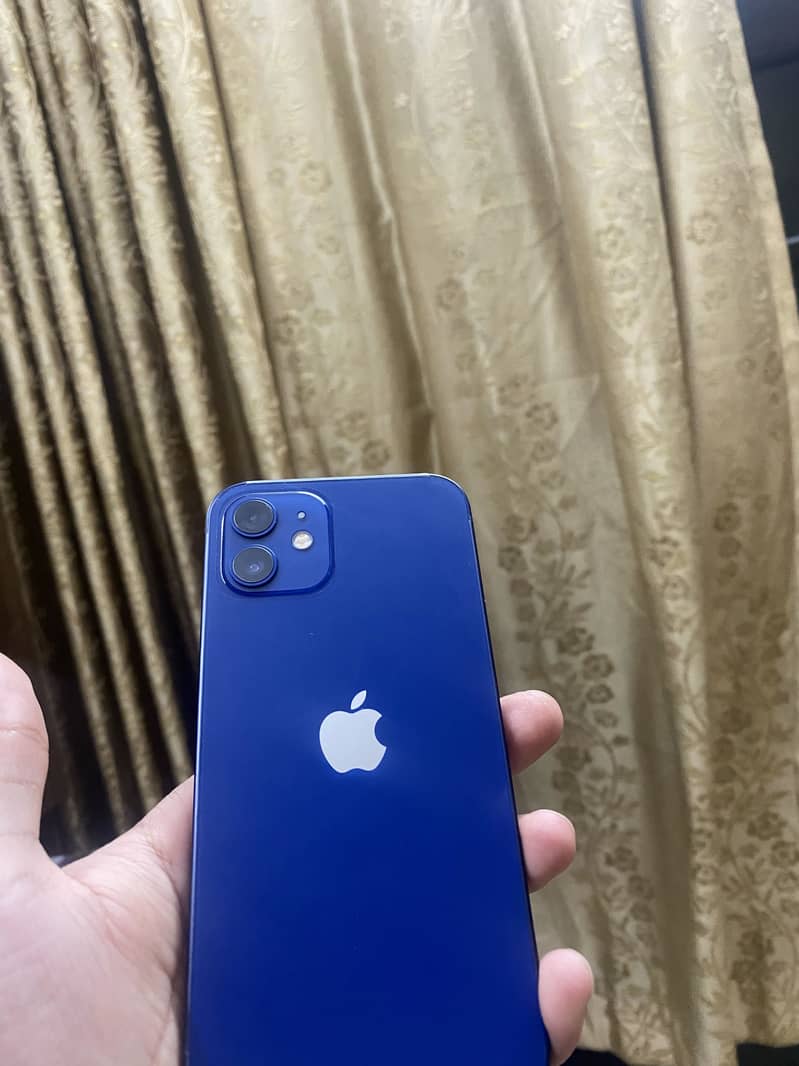 Apple iPhone 12 0