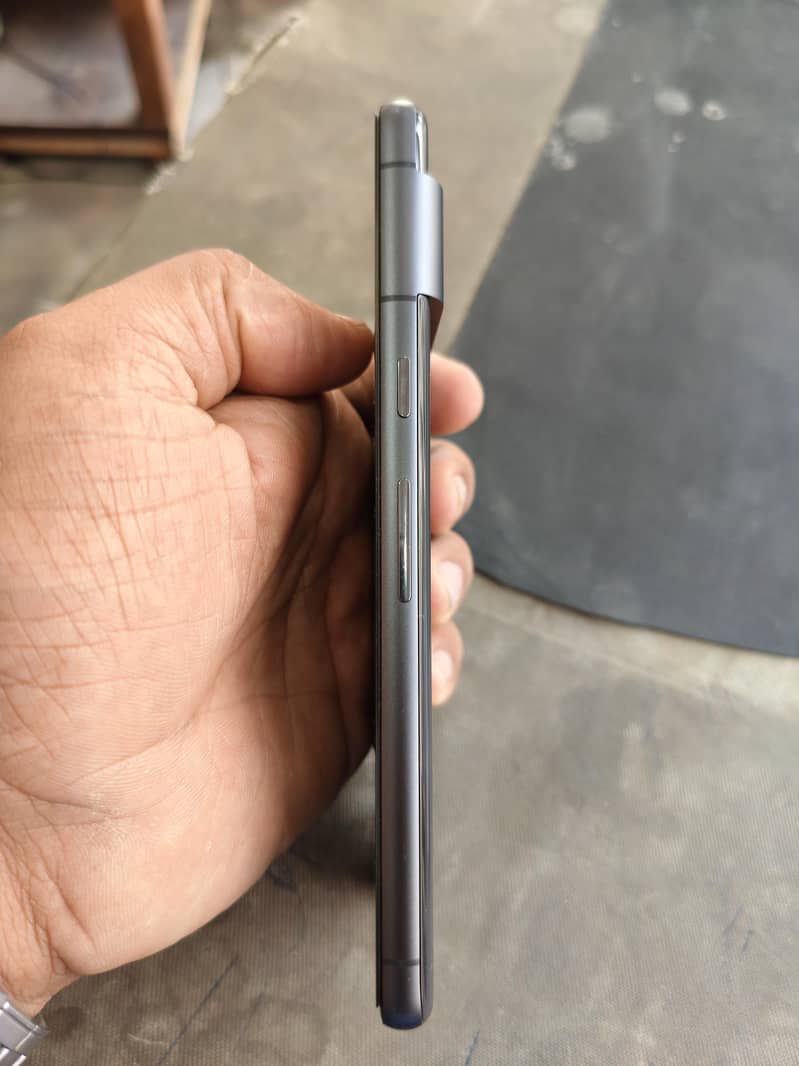 Google Pixel 7 5