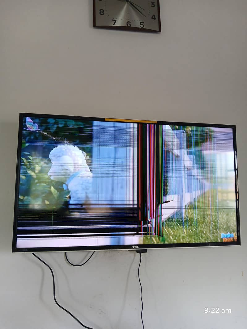 TCL  LCD panel broken 2