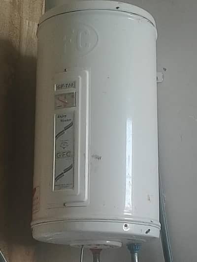 GFC water geysers good condition