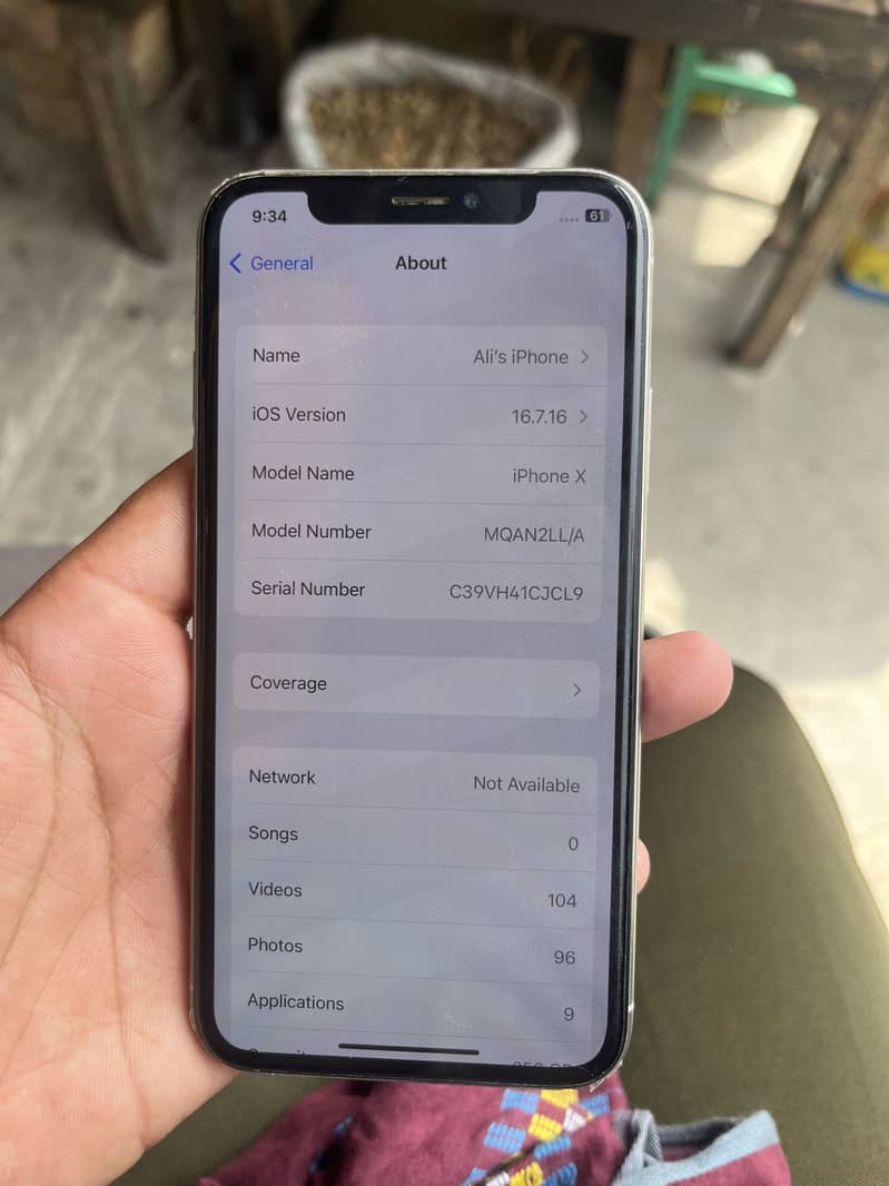 Apple iPhone X 3