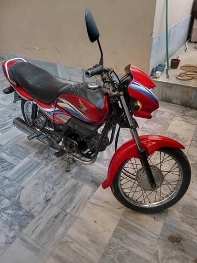 Honda Pridor 2015 2nd Owner Good Condition