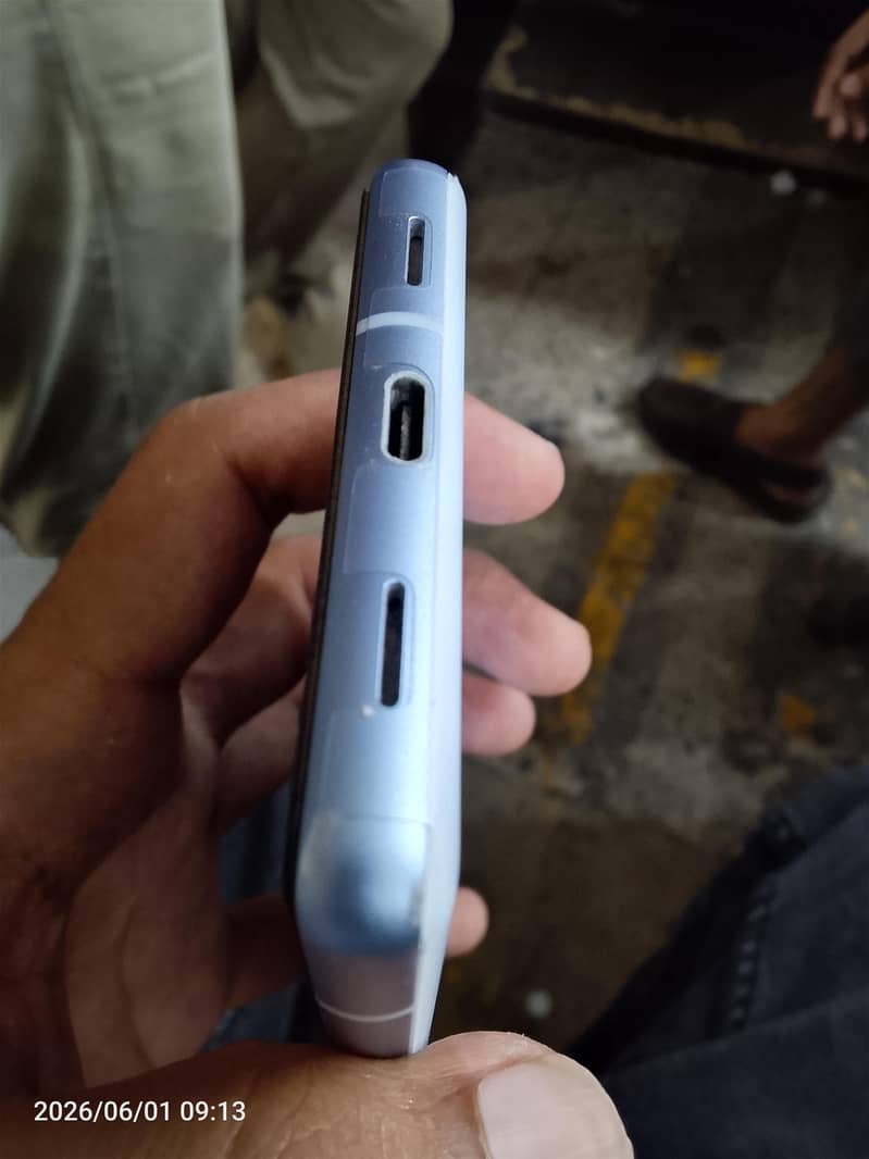 Google Pixel 7a 4