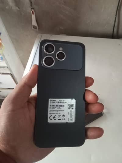 tecno spark 40