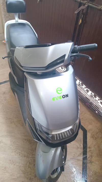 Eveeon Joy Scooty for sale