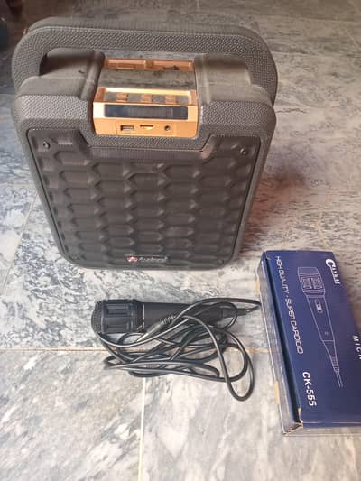 Audionic speakers available