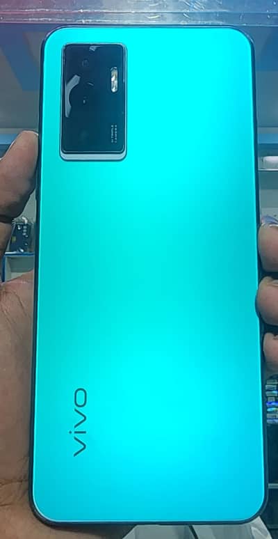 vivo v23e 8 gb 128 gb all okay  amulet display screen finger