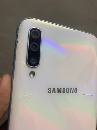 Samsung Mobile A50