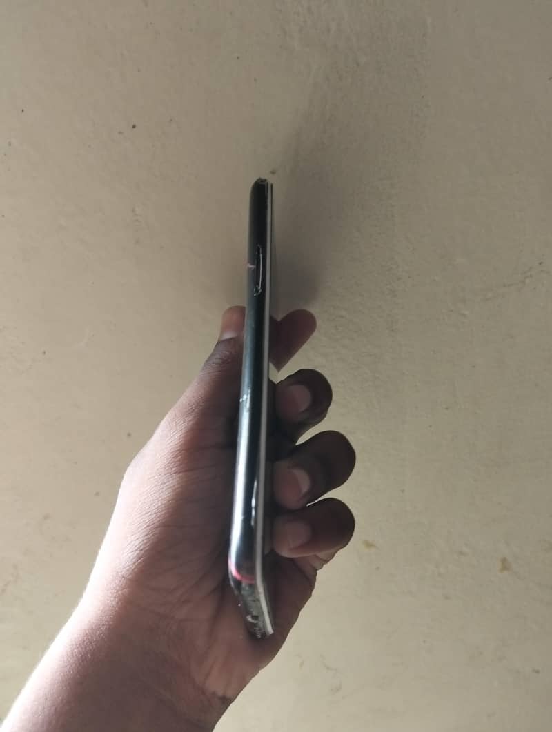 Oppo a71 with charger 1