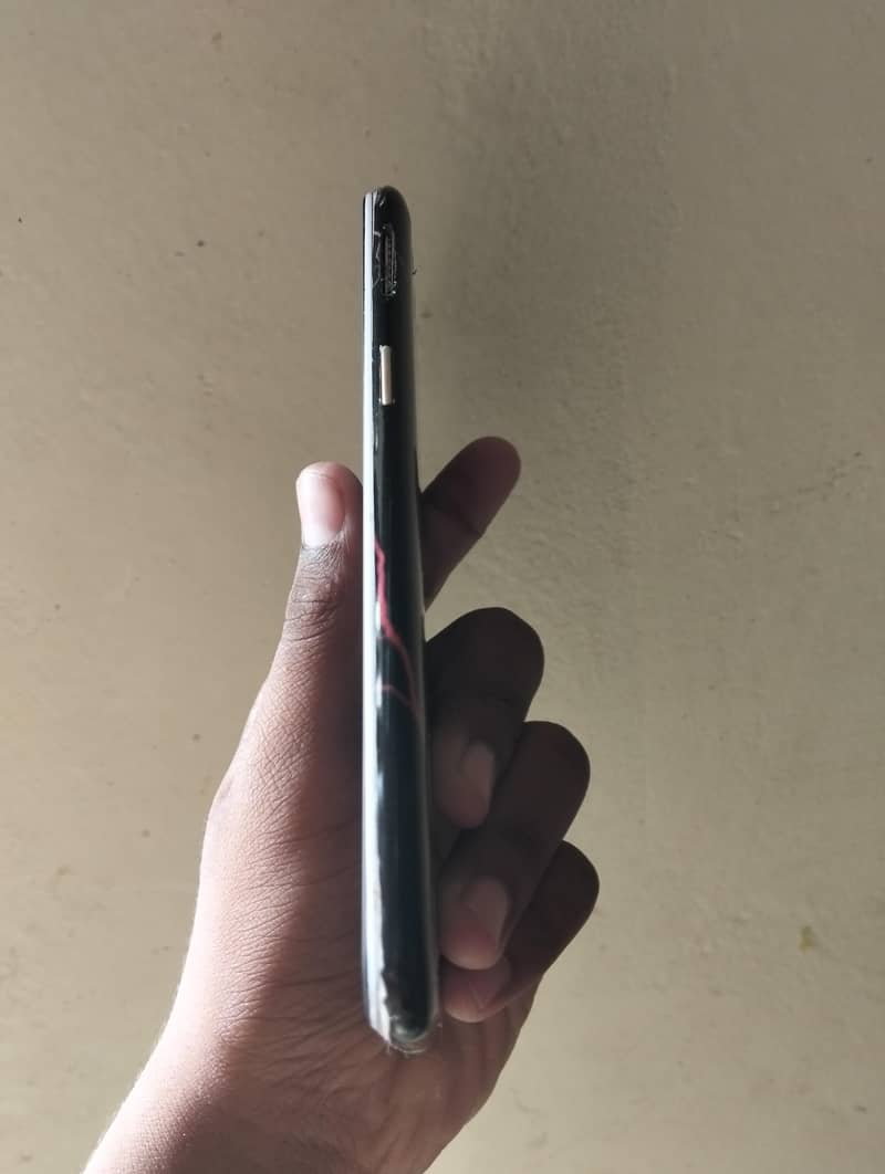 Oppo a71 with charger 3