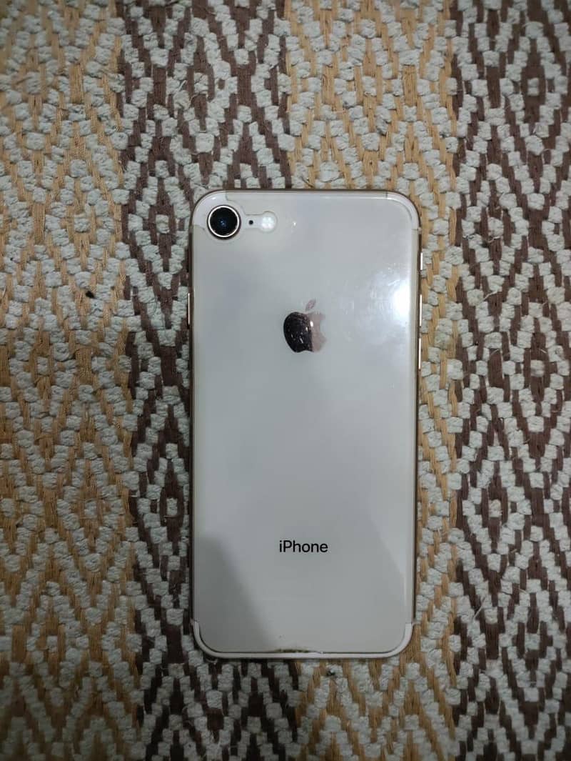 Apple iPhone 8 0