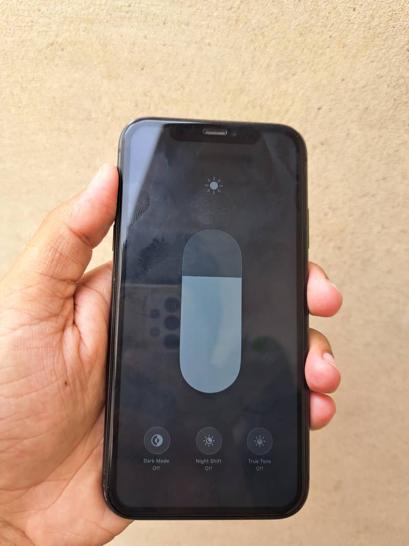 iPhone 11 7