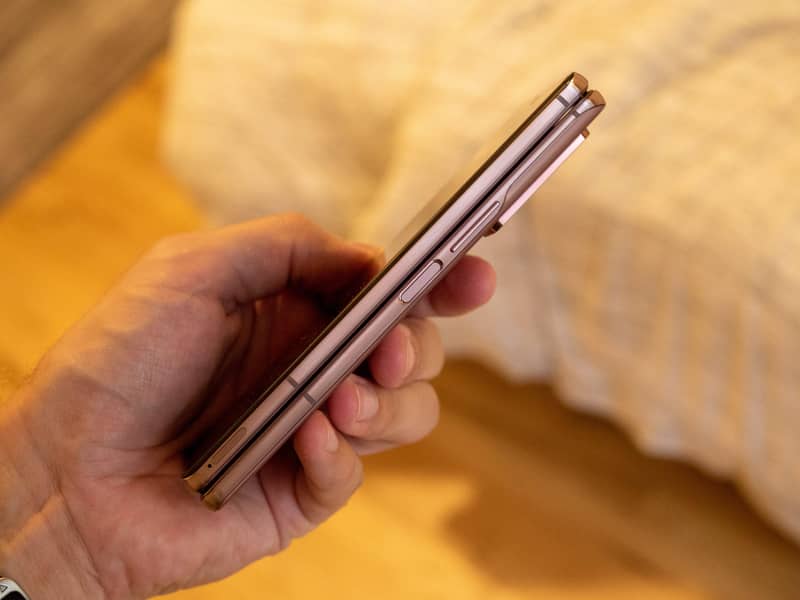 Samsung Mobile Fold2 2