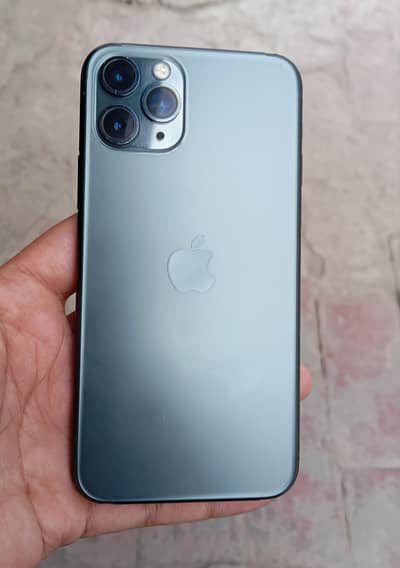 iphone 11 pro non pta whatsapp 03365100275