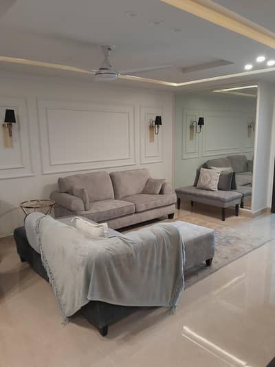 Flat for Sale in Bani Gala