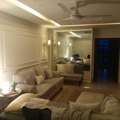 Flat for Sale in Bani Gala