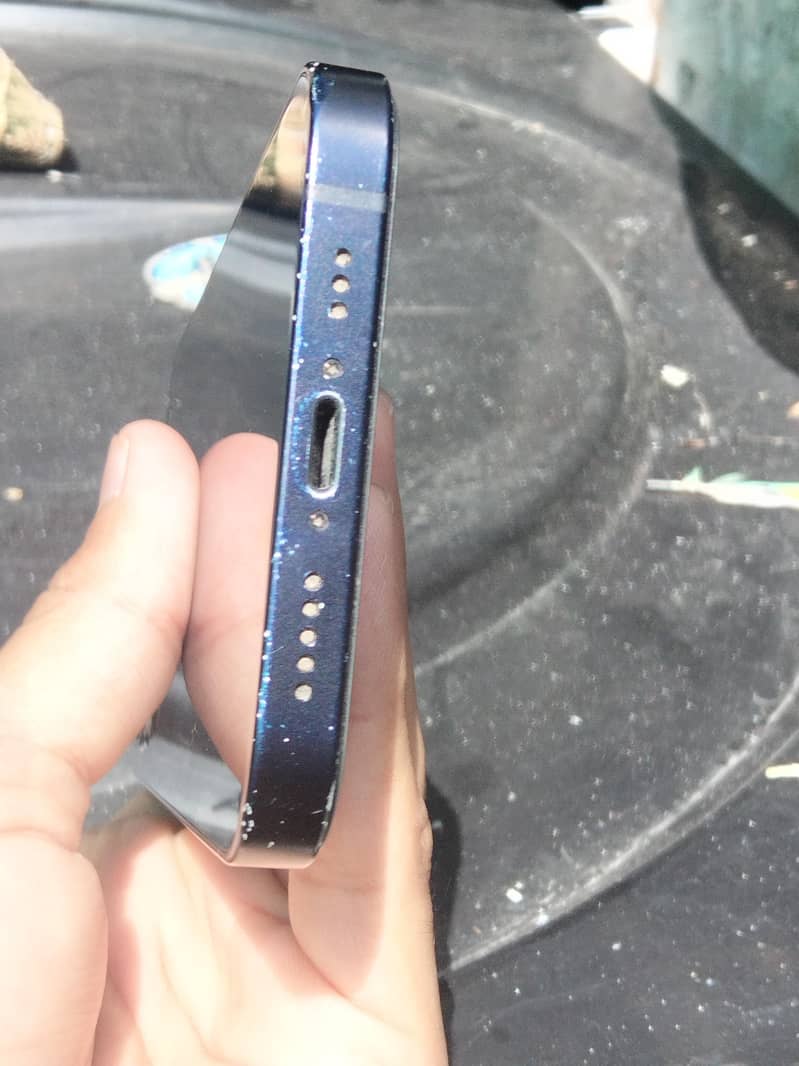 Apple iPhone 12 2