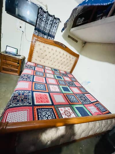 Fresh Original Wood Furniture Set for Sale – Excellent Condition