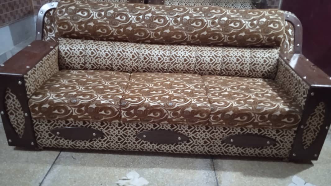 Sofa set 0