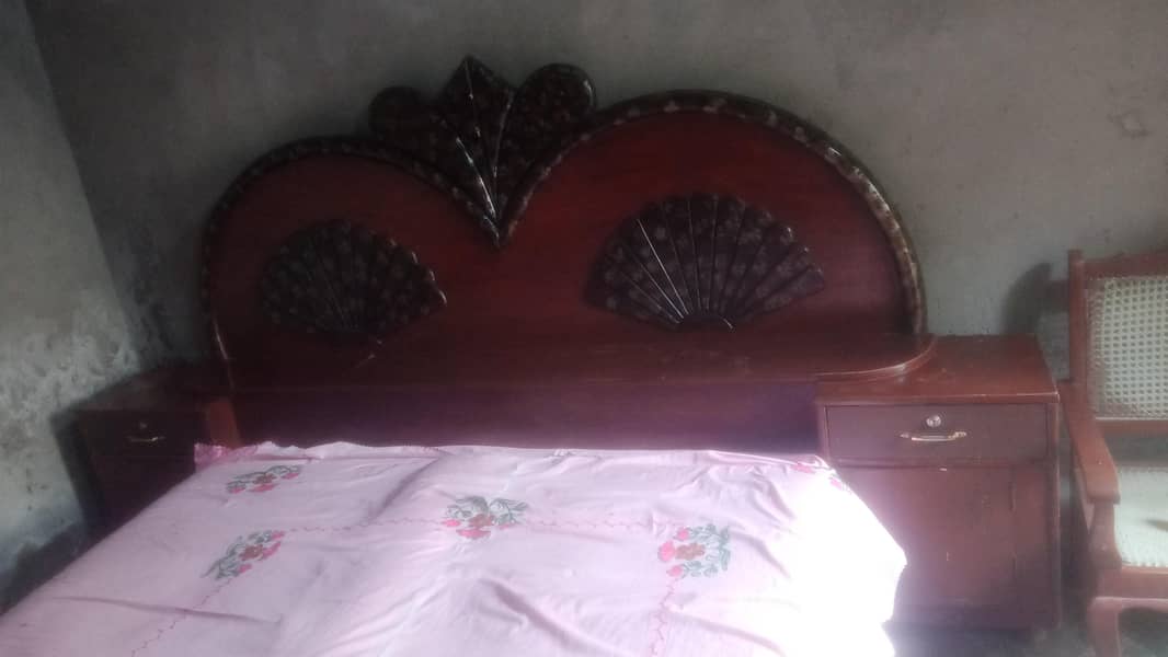 without mattress 0