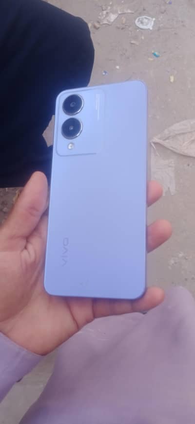 Vivo Y17s